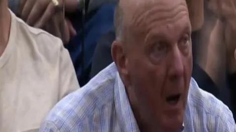 2025巴萨延续不败神话，17胜3平与弗里克、马蒂诺20连不败并肩